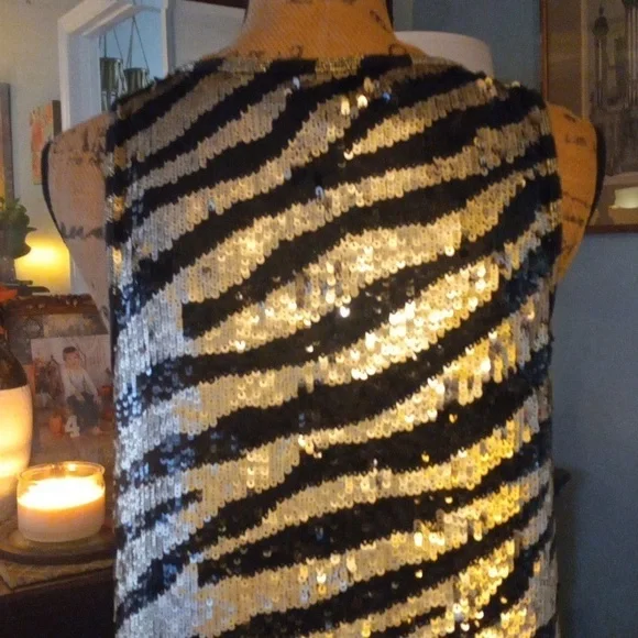 Trina Turk Quartz Black and Gold Zebra Stripe Sequin Mini Shift Dress NWT - Picture 9 of 15